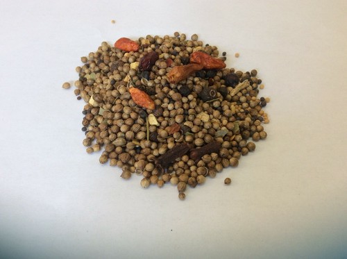 Pickling spice blend grade - spice, a