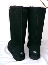 RRP £215 Women’s UGG Classic Tall black sheepskin Boots Size 5.5 UK EXCELLENT 