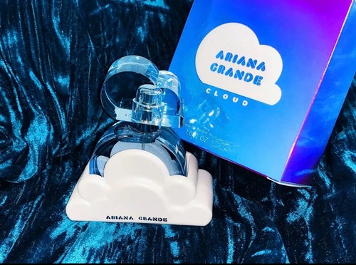 Ariana grande cloud - grande, de