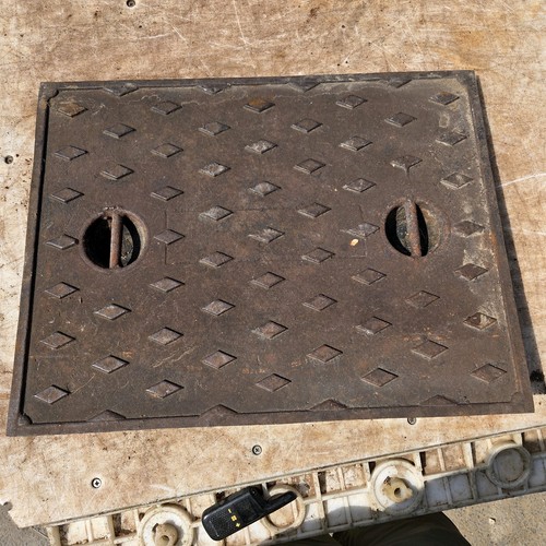 Cast iron manhole cover - cast,