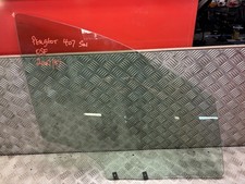 Peugeot 407 SW OSF Door Window Glass 43R-000262 Drivers Front Right  04-11