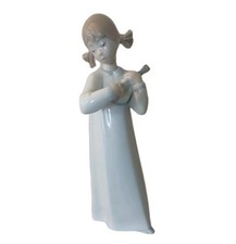 1969 Lladro Figurine Girl With