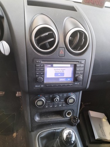 Radio genuine nissan qashqai - nissan,