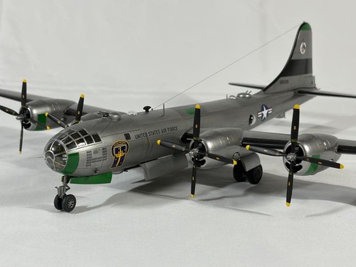 Built painted academy 1 72 - &,