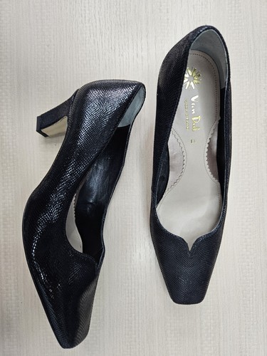 Van dal black textured - van,