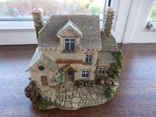 The  Leonardo Collection Dog