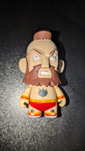 Small kidrobot street - small,