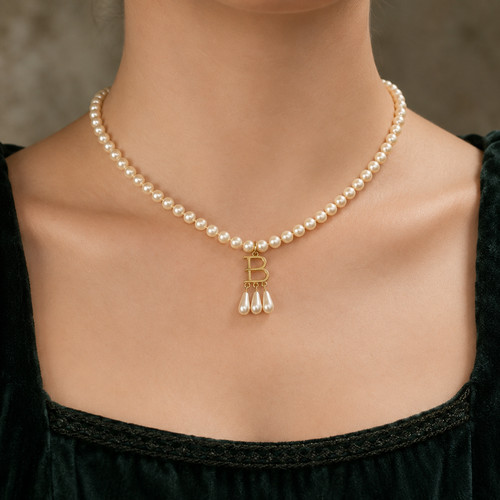 Anne boleyn faux pearl - anne,
