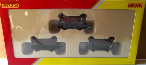 Hornby railroad r6473 triple - hornby,