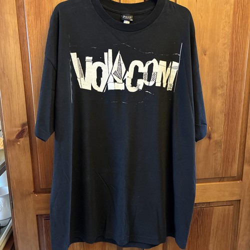 Volcom black shirt retro - black, t-shirt