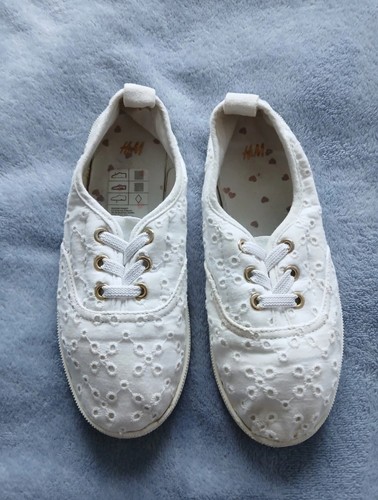 Girls white lace slip on - lace,