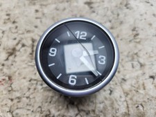 LAND ROVER DISCOVERY 4 INTERIOR DASHBOARD CLOCK AH4215000AH 2010 - 2013