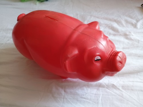 Large vintage red piggy bank - large,