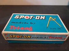 SCARCE SPOT-ON BY TRIANG No 145 ROUTEMASTER BUS - 1:42 - ISSUED 1963 - Vgc