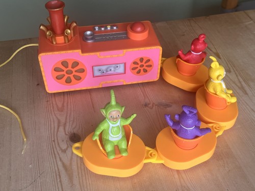 2015 teletubbies tubby - tubby, custard