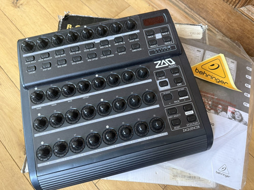 Zaquencer behringer bcr2000 - zaquencer/behringer,