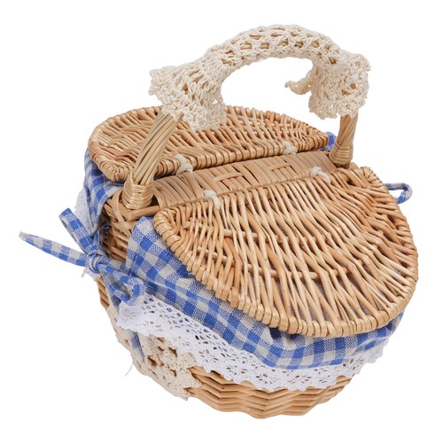 Wicker picnic basket - *wicker,