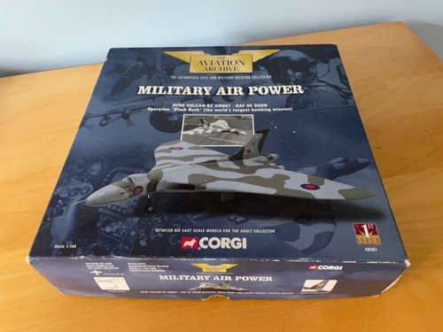 Corgi vulcan xm607 black - vulcan, buck