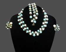 Vintage 1960s Trifari Blue & White Beaded Choker Necklace, Bracelet & Earrings