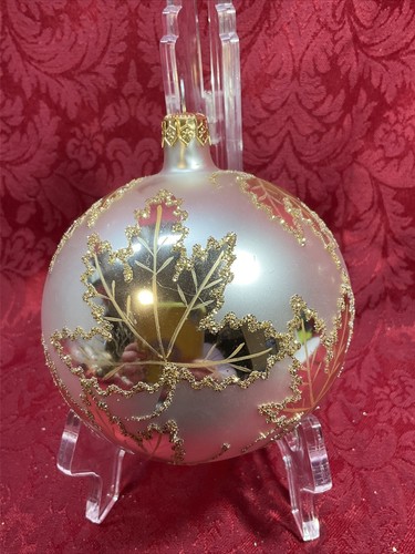 Christopher radko diameter - 4",