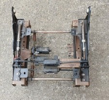 CHRYSLER GRAND VOYAGER 2000-2008 mk4 FRONT RIGHT Driver Side Seat base 