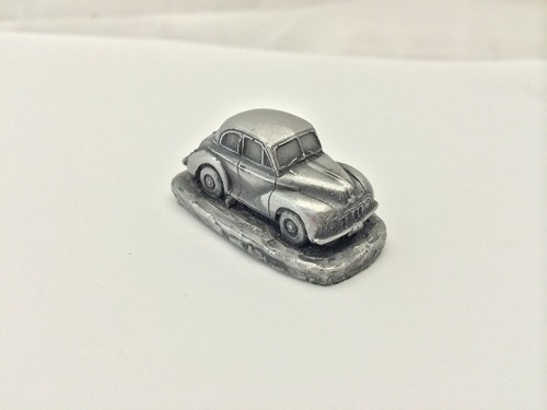 Morris minor door saloon - 2,