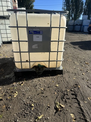 1000ltr ibc water tanks - water, sold
