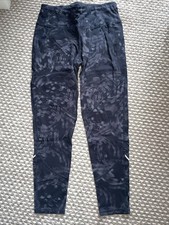 Sweaty Betty 7/8 Power Leggings Black Paint Print Small Reflective