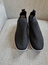 Azarey Black Sparkly Slip-On