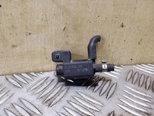 Jaguar XF X260 Vacuum Valve