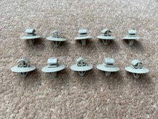SEAT PLASTIC CLIPS SIDE