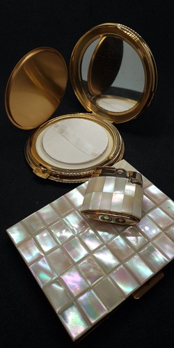 Near mint ronson milady gas - near,