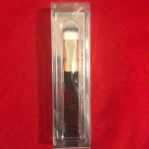 Foundation brush the ultimate - the,