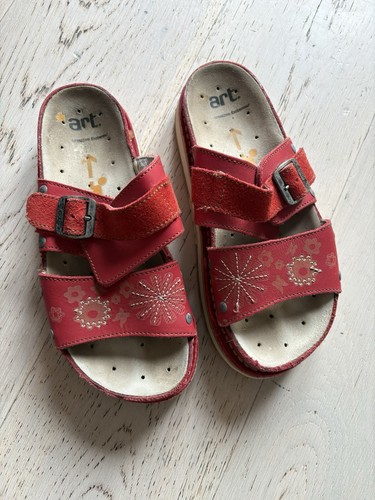 The art company vintage red - company,