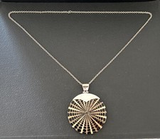 A LARGE NAUTILUS SHELL SLICE PENDANT STERLING SILVER MOUNTED ON 24” 925S CHAIN