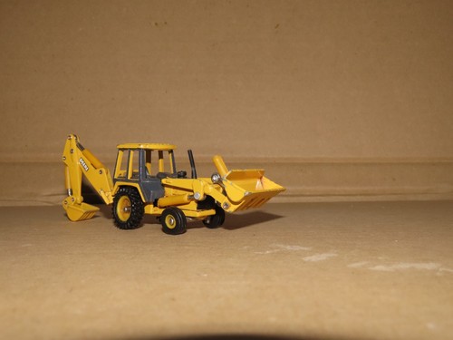 Ertl john deere 310d model - ,