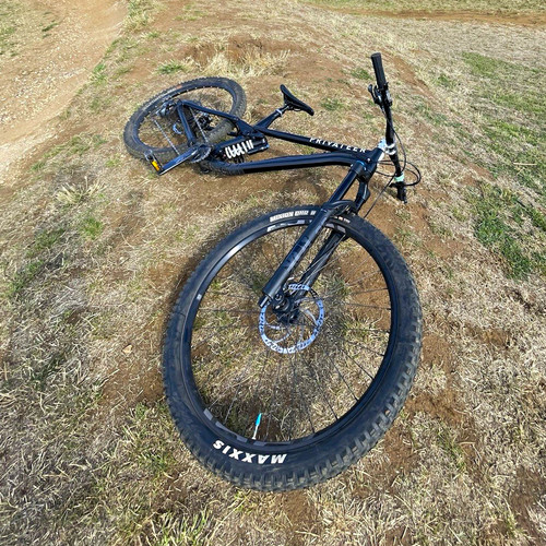 Privateer 161 frame and shock - privateer,