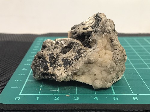 Smithsonite from old rake - smithsonite,