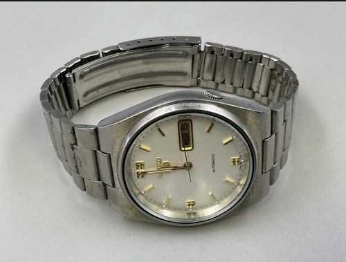 Seiko automatic day date - 5,