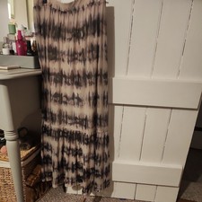 Size 10 F&F Beige Tie Dye
