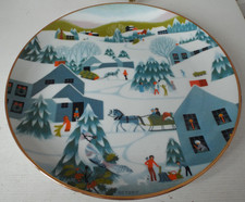 HOME FOR CHRISTMAS PICTURE PLATE/VINTAGE/DISPLAY PLATES/BETSEY BATES/ORNAMENT