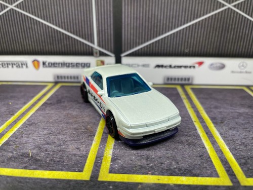 Hot wheels nissan - nissan, s13