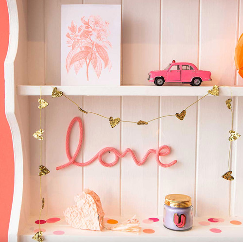 Wall hung love word - hung, pink