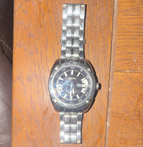 Seiko men quartz - men’s,