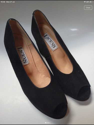 Laceys black suede - black,