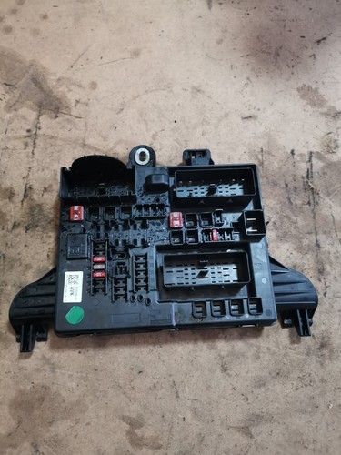Vauxhall insignia fuse box - insignia,