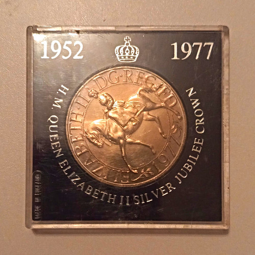 1977 queen elizabeth silver - queen,