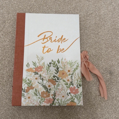 Bride floral wedding - bride,