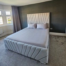 Luxury Victoria V Lined Super Kingsize Bed high headboard plush Silver £799