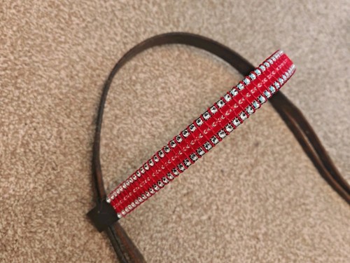 Red velvet silver - red, gem